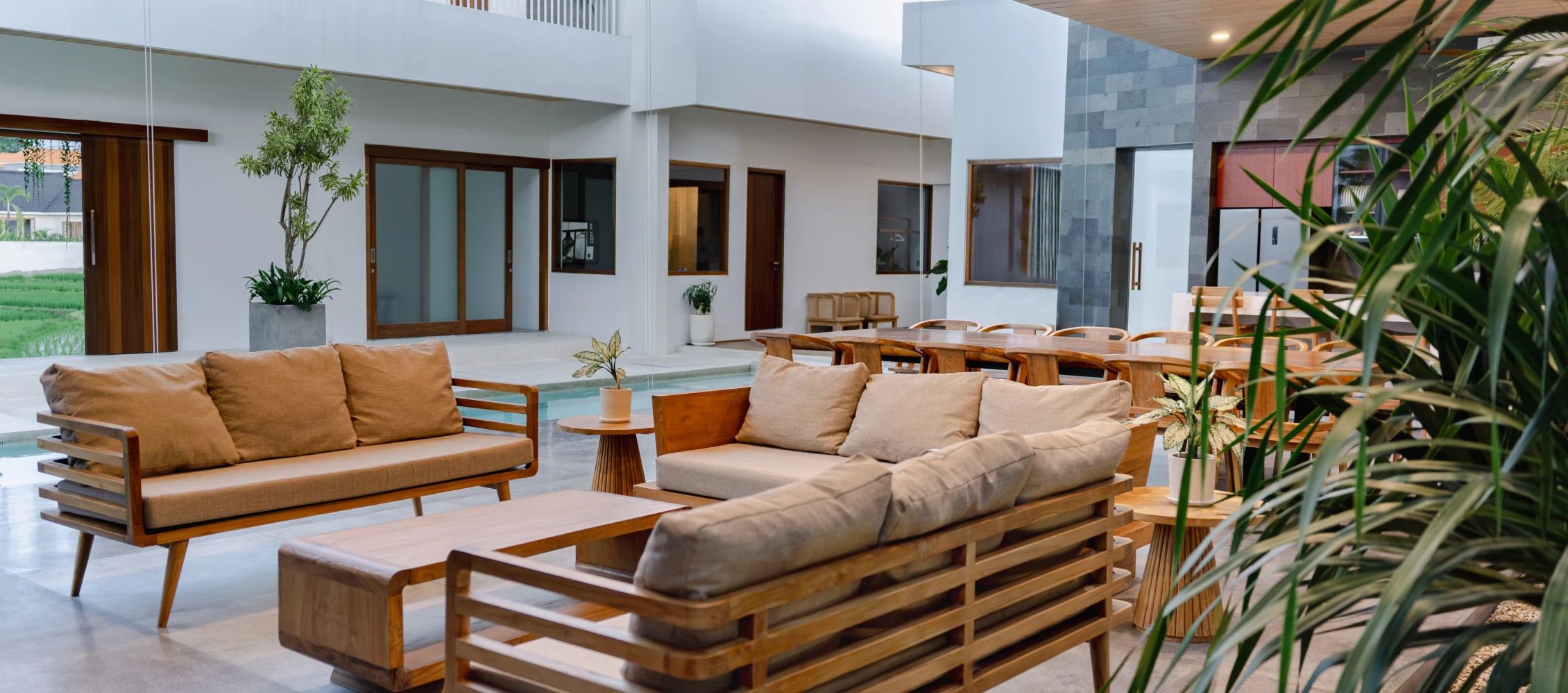 Comfortable Lounge Area